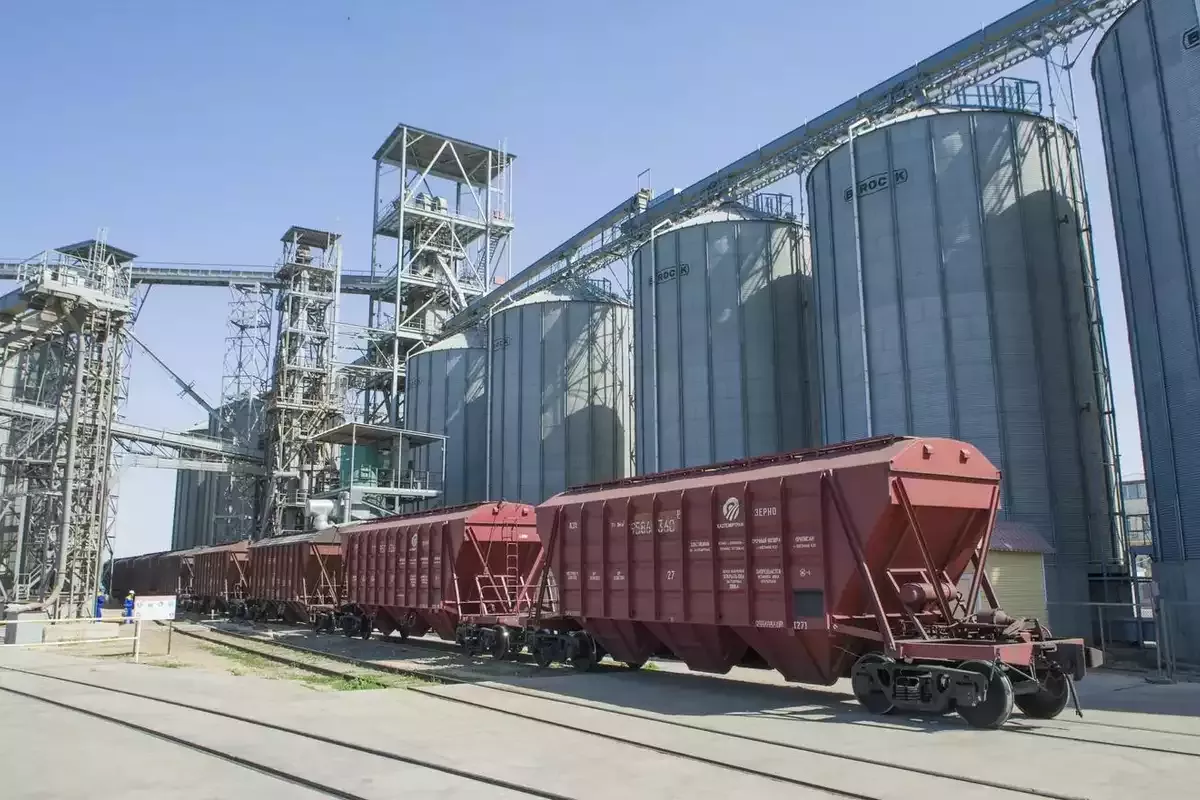 Kazakhstan Sees Surge in Grain Exports to Iran, Azerbaijan, and Central Asia