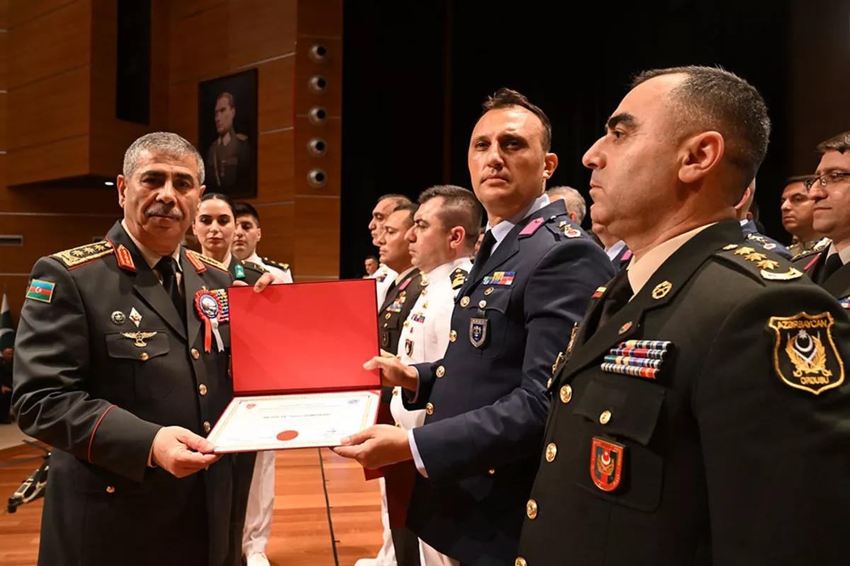 Azerbaijan Defense Minister Arrives in Türkiye on Official Visit