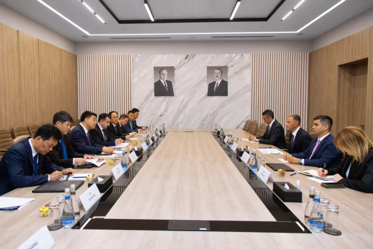 Azerbaijan, China Discuss Digitalization and Transport Cooperation