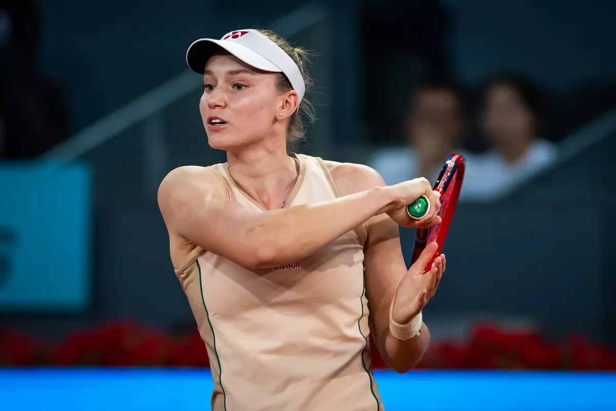 Kazakhstan's Elena Rybakina Beats Maria Sakkari to Reach Rome Third Round