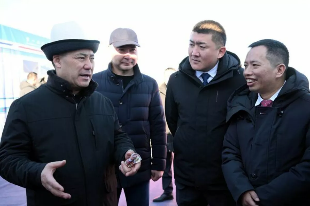 Kyrgyz President Inspects New Cement Plant in Chui Region