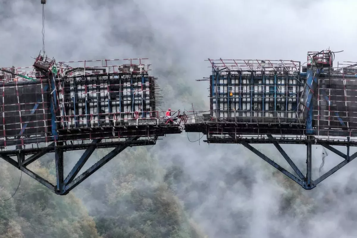 Georgia Builds Its Largest Arch Bridge on New Kviesheti-Kobi Road