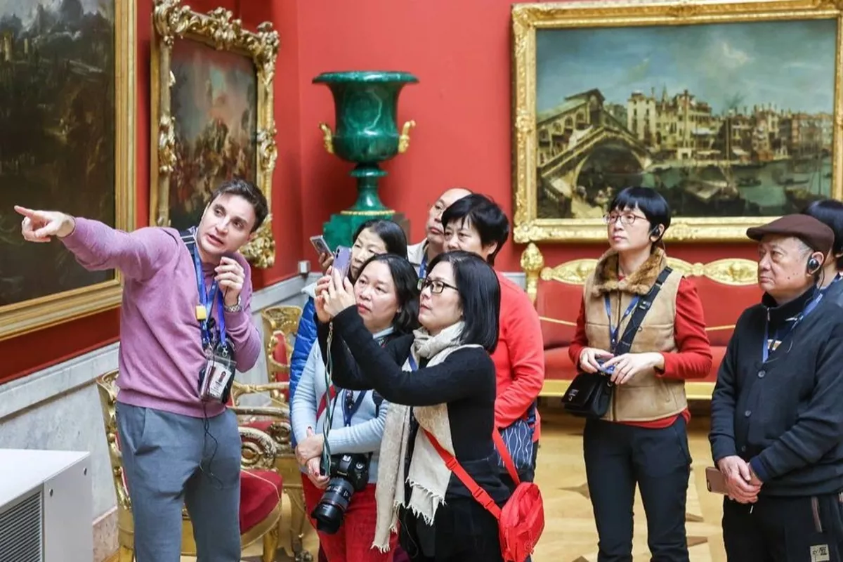 Russia Grants Visa-Free Travel to Chinese Tourists