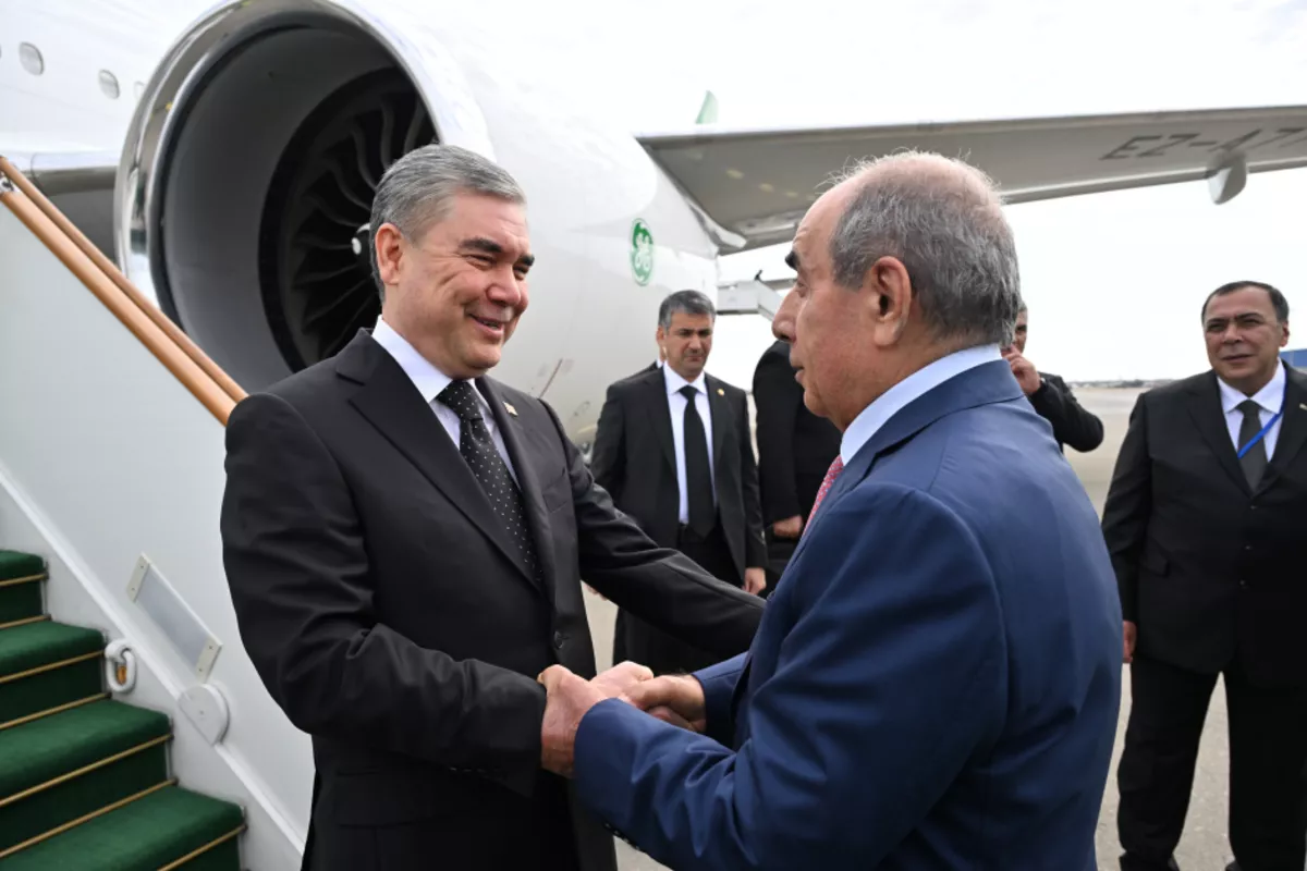 Azerbaijan Welcomes Chairman of Turkmen People’s Council