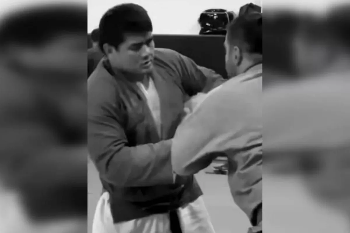 Renowned Uzbek Wrestler Stabbed to Death During Tournament