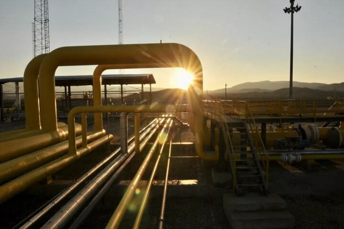 Iran, Energy Transit Highway Between Central Asia, Persian Gulf