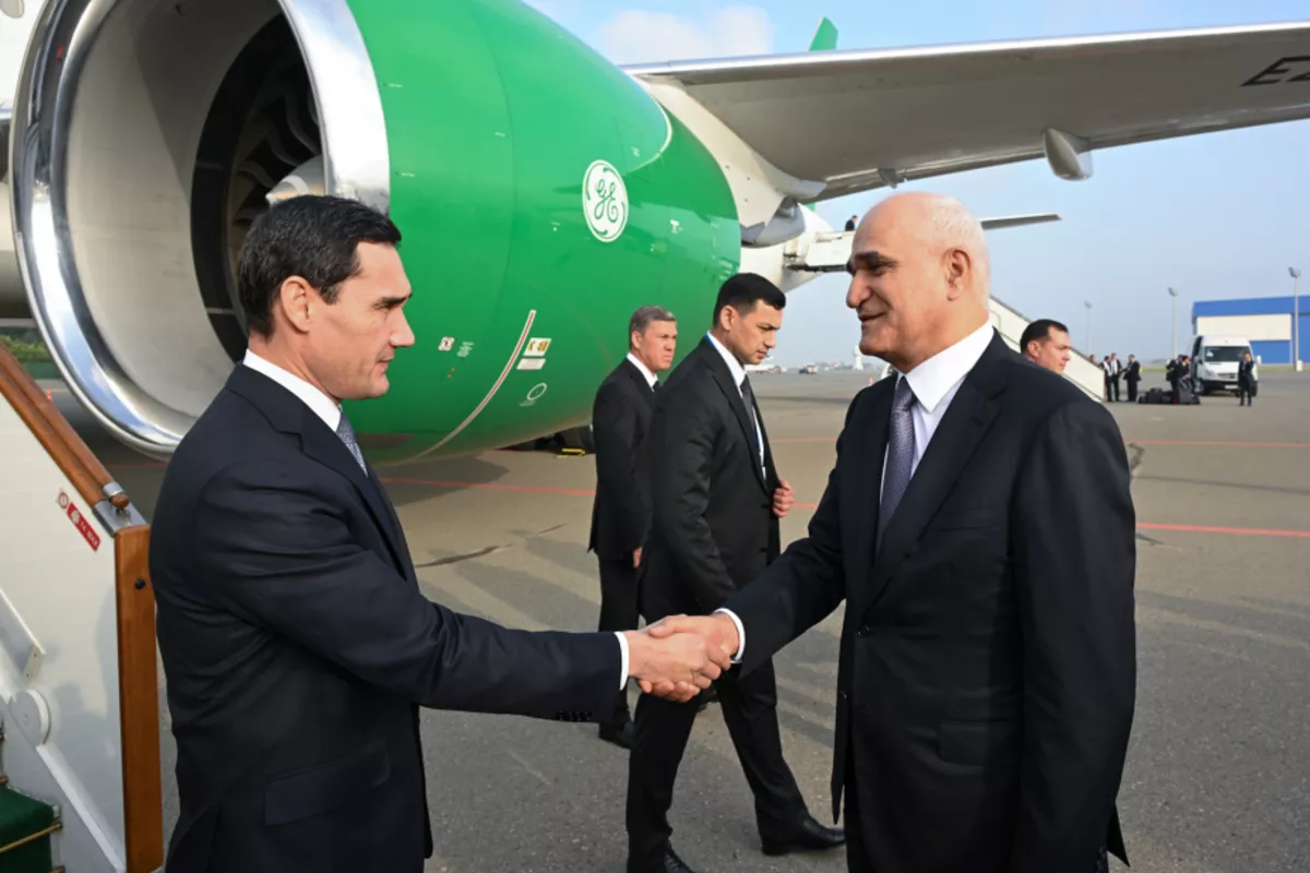 Turkmen President Arrives in Azerbaijan for CICA Summit