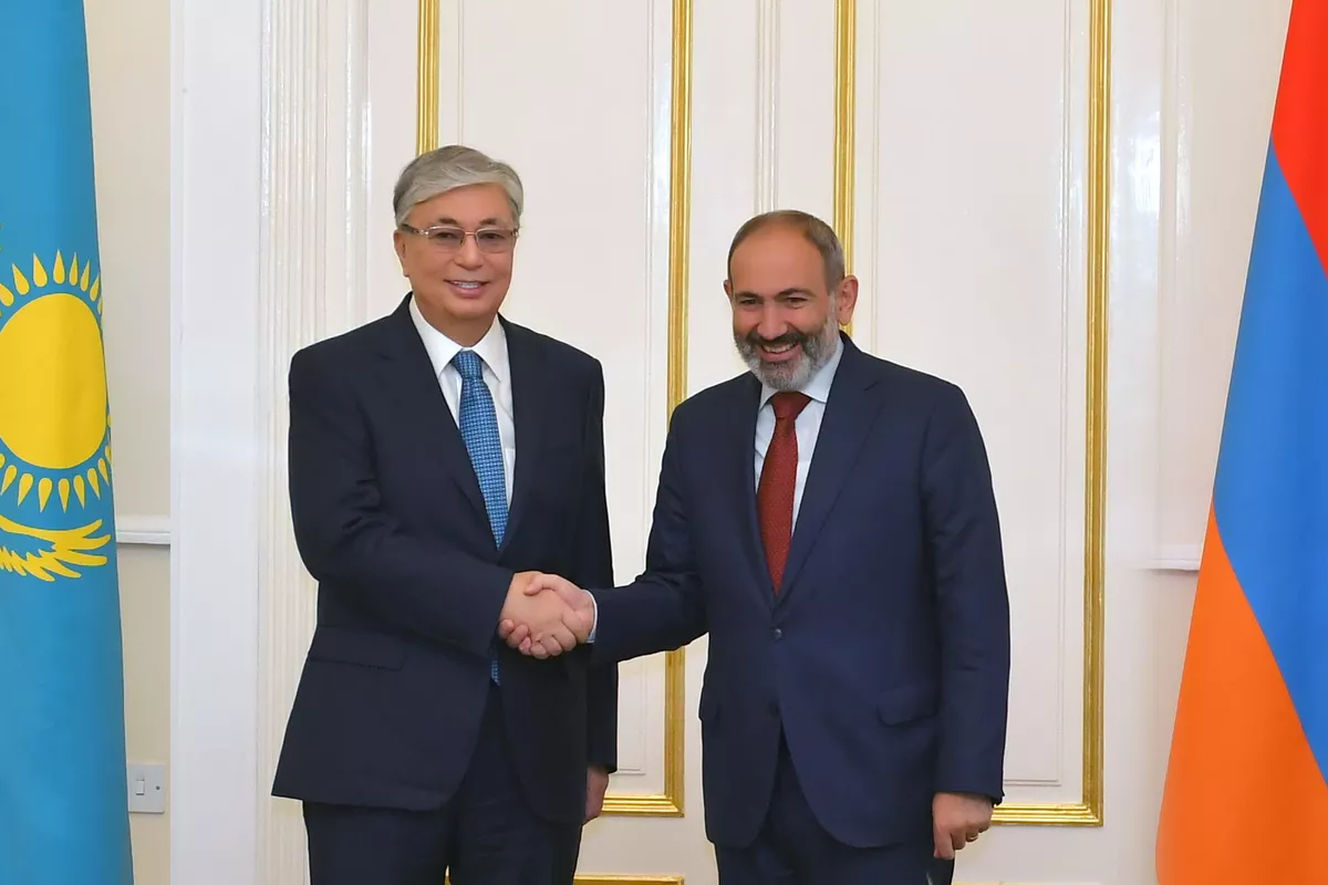 Kazakh President, Armenian Premier Hold Phone Conversation