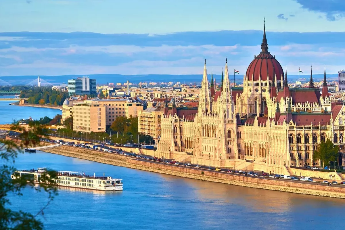 Kyrgyzstan Ratifies Air Services Deal with Hungary, Paving Way for Direct Flights