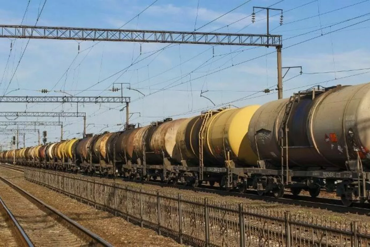 Kyrgyzstan Tops List as Kazakhstan’s No.1 Gasoline Buyer in 2025