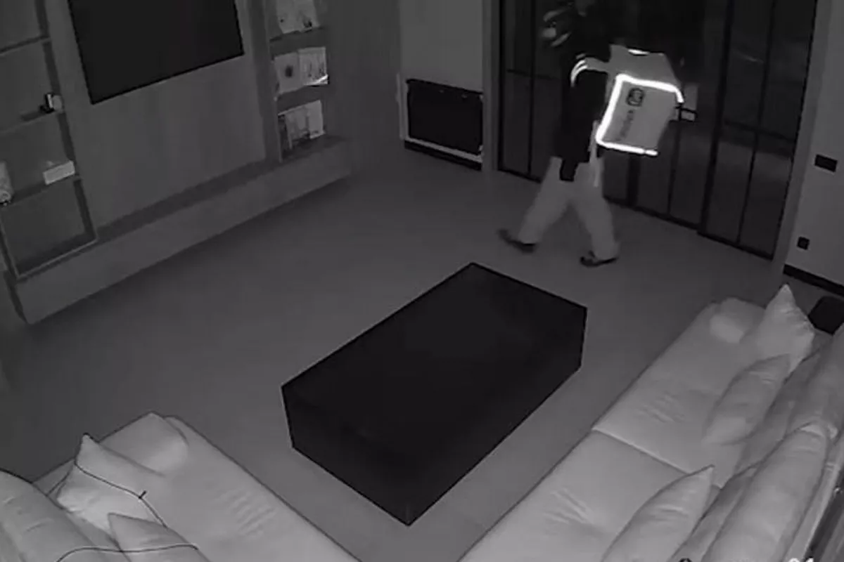 Tashkent Police Catch Gang Stealing $50K Safe Disguised as Courier