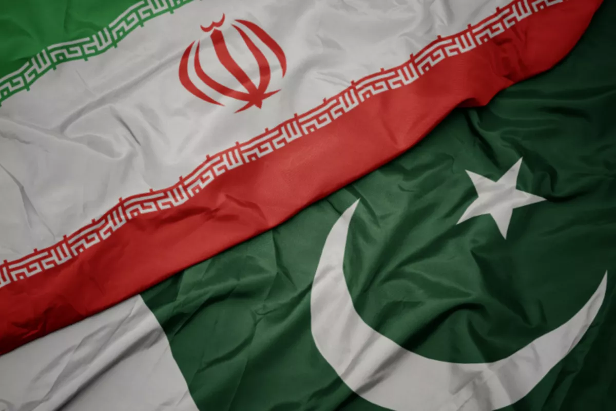 Top Iranian and Pakistani Generals Commit to Eradicating Cross-Border Terrorism