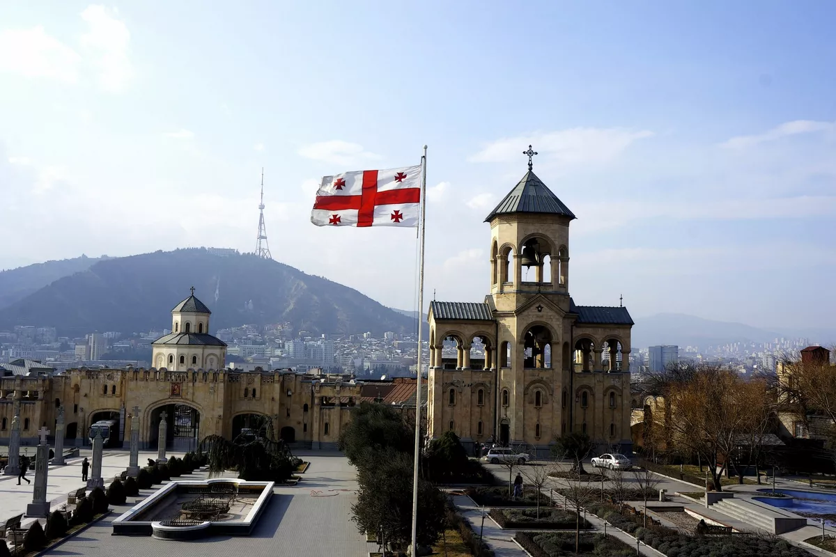 Expert: Georgia Becomes a Service Hub for Russia