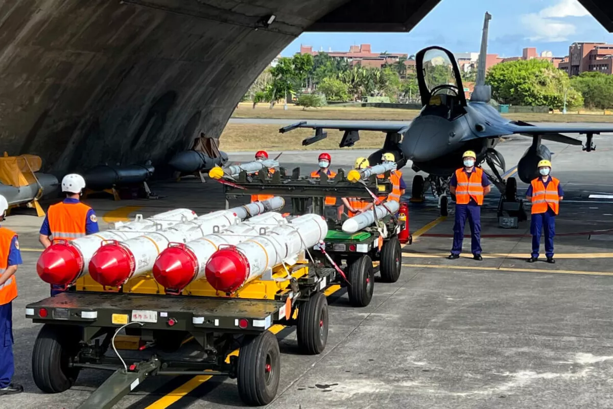 China Renews Warning to Washington Over Taiwan Arms Deal as Billion-Dollar Package Stays Frozen