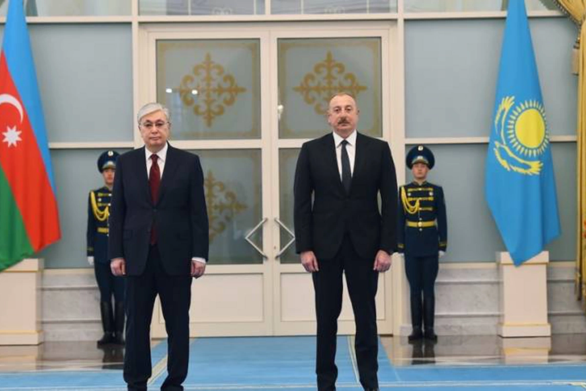 Azerbaijani, Kazakh Leaders Discuss Progress of Plane Crash Investigation