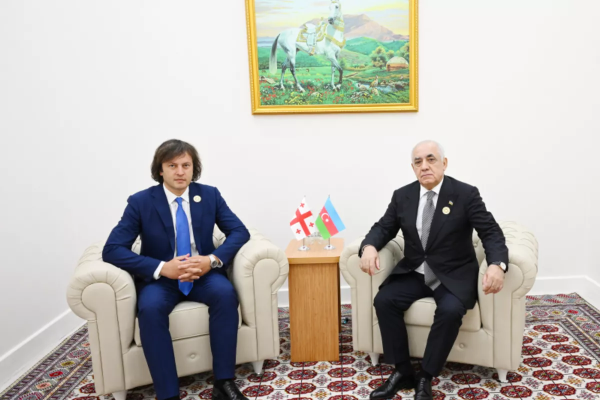 Azerbaijani PM Holds Talks with Georgian Counterpart in Turkmenistan