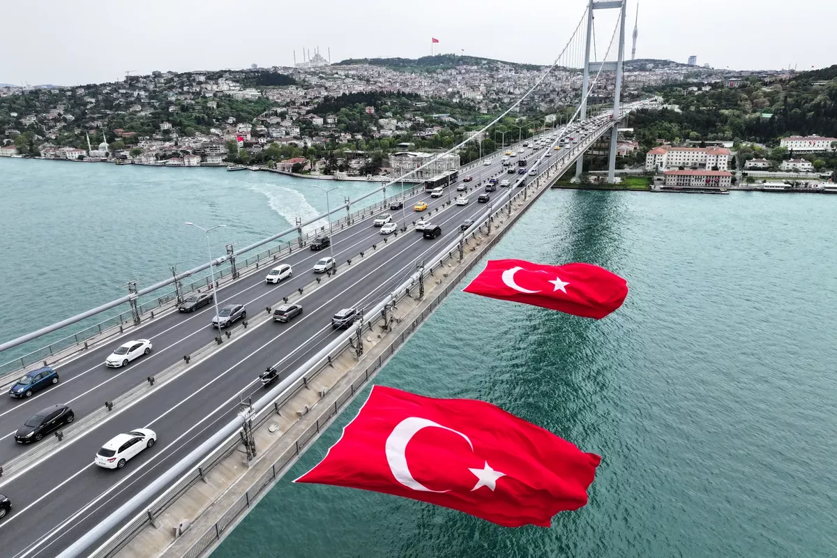 Türkiye's Economy Grows 4.8% in Q2, Surpassing Expectations