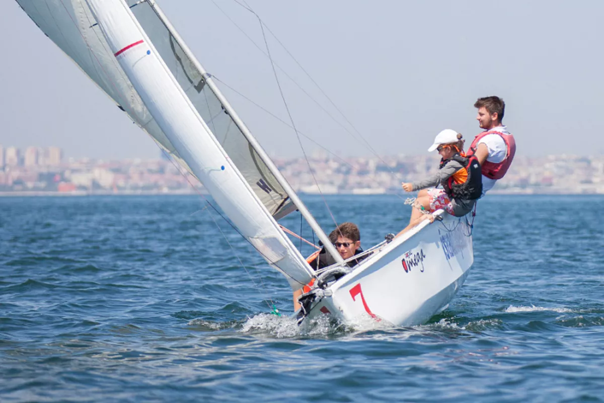 Two Azerbaijani Female Sailors Set to Compete in European Championships