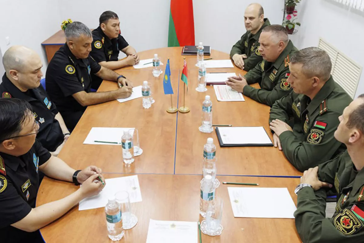 Belarus and Kazakhstan Explore New Areas for Military Cooperation
