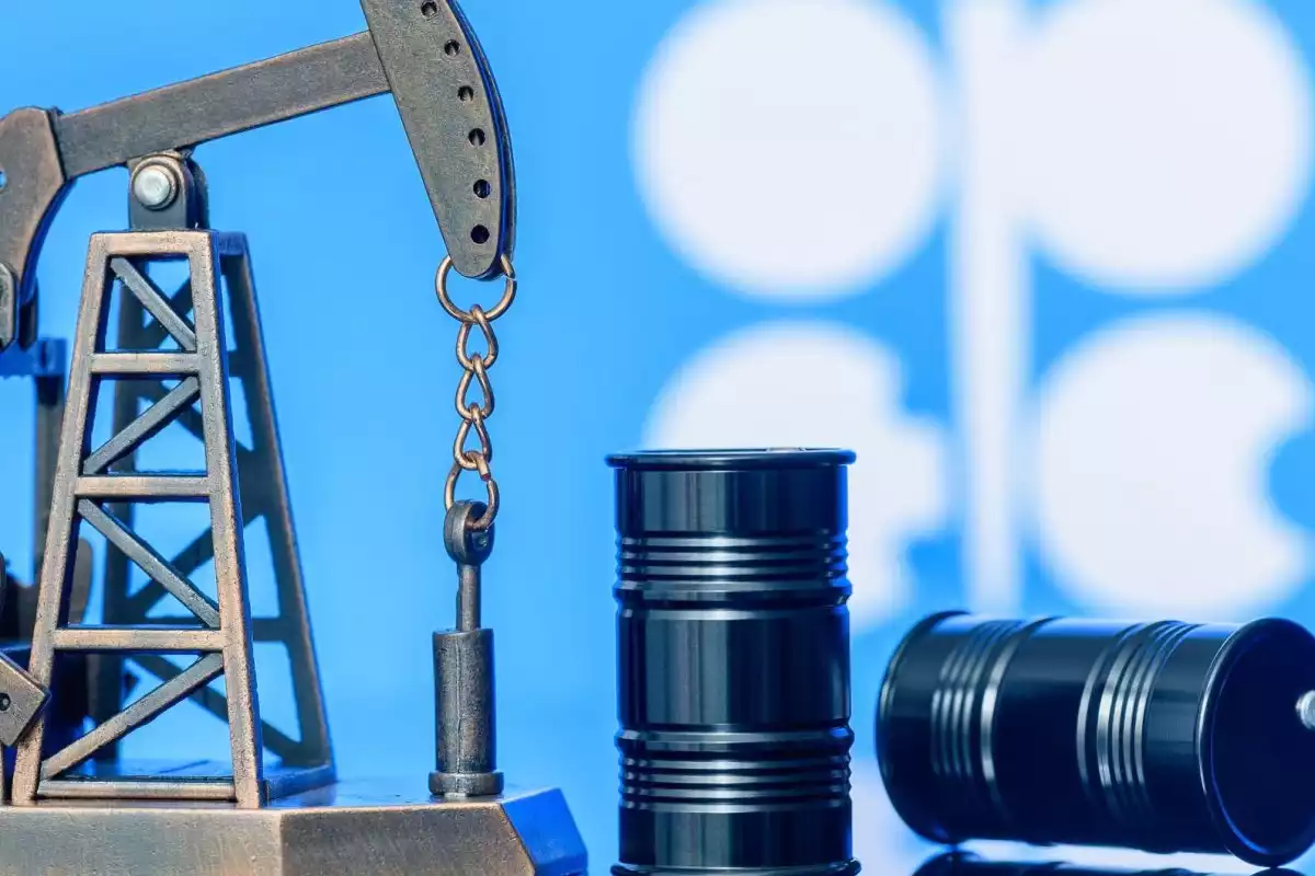 Kazakhstan Aligns with OPEC+ While Targeting Bold 2025 Oil Surge