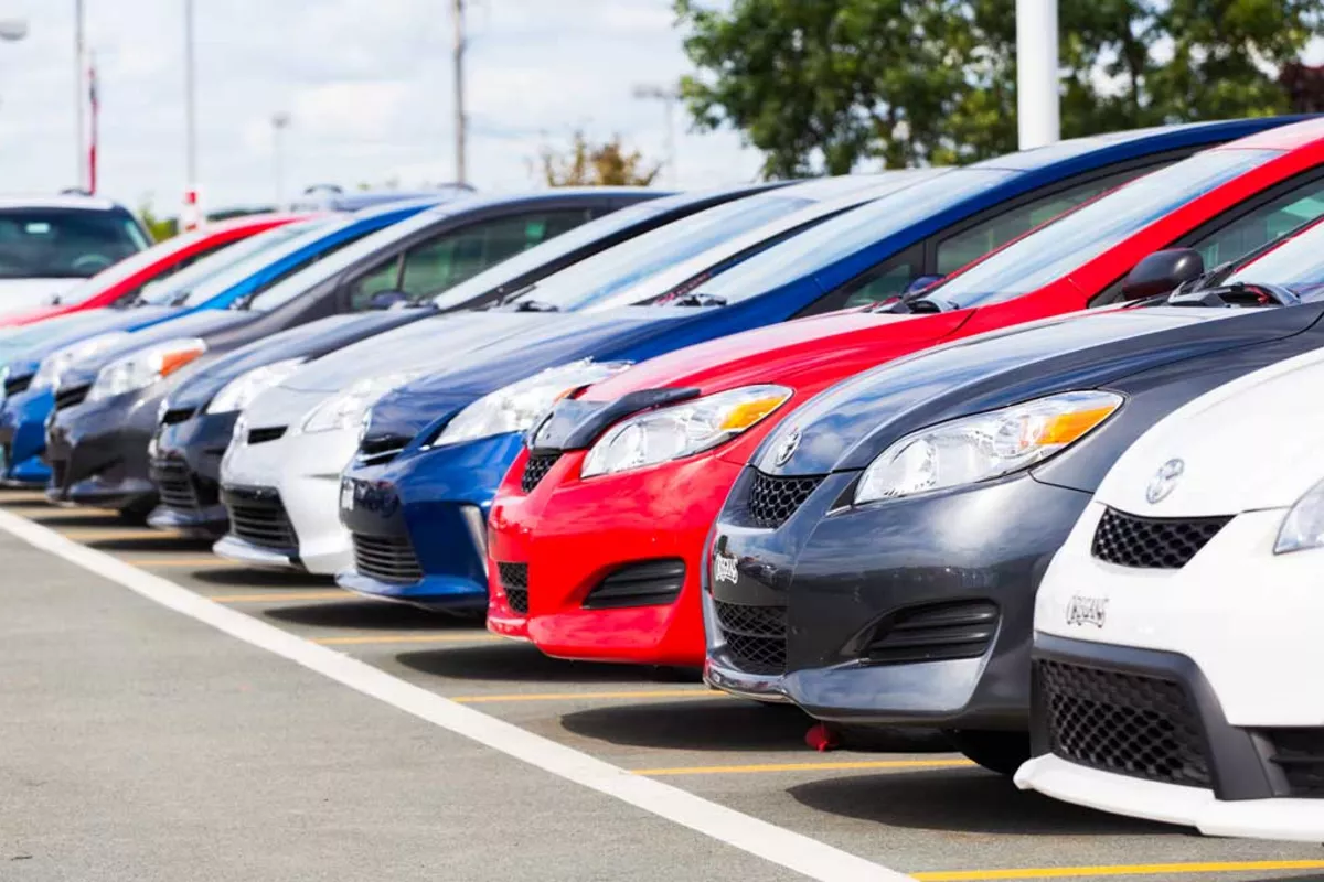 Kyrgyzstan’s Car Buyers See Color as Key to Faster Sales and Higher Value