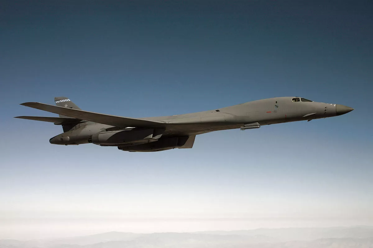 US B-1 Bombers Strike Targets Deep Inside Iran - VIDEO