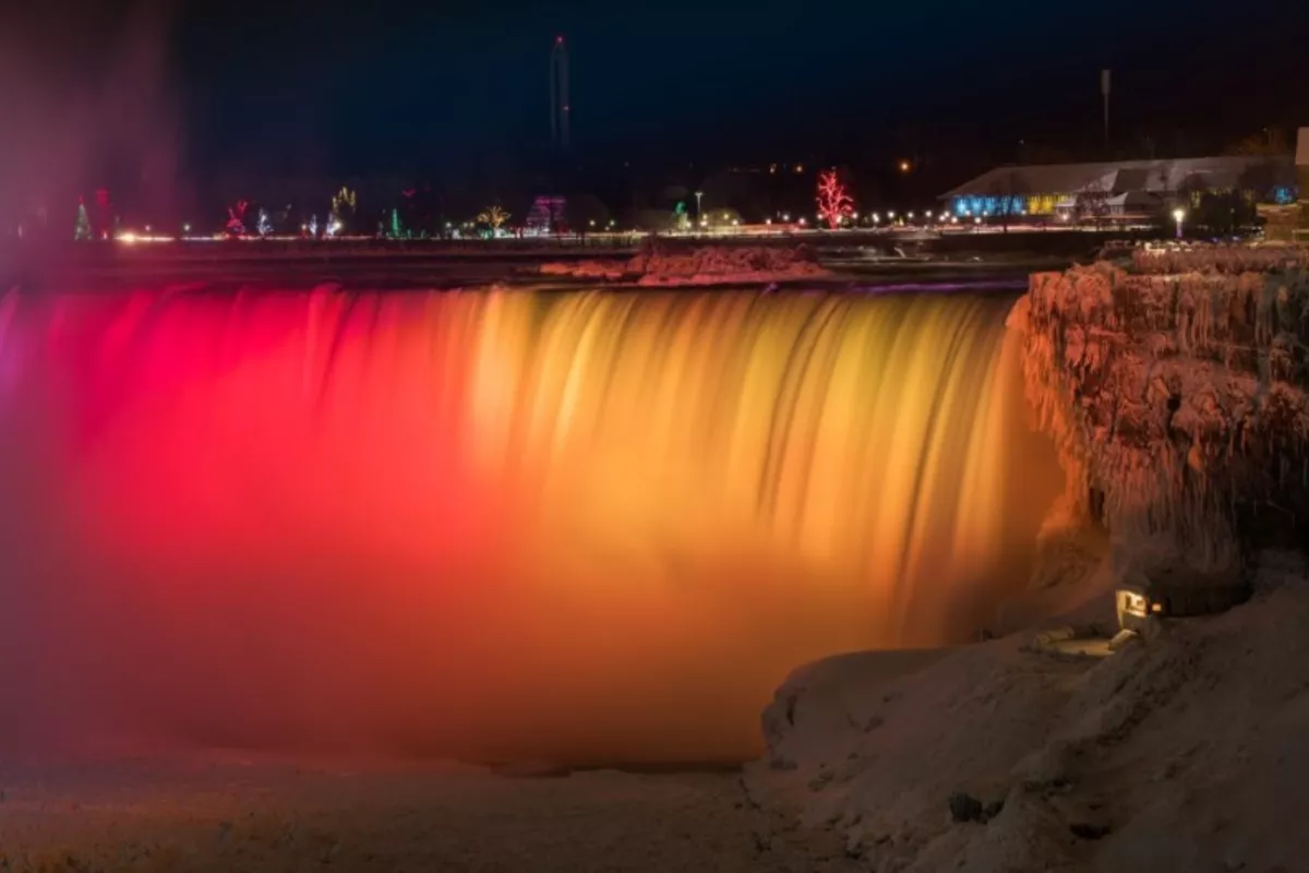 Niagara Falls to Light Up in Kyrgyzstan Flag Colors for Independence Day