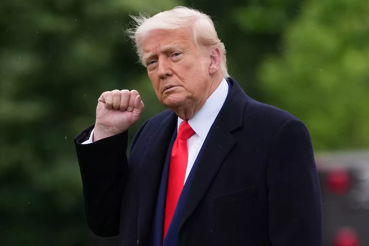 Trump Calls for Iran's 'Unconditional Surrender