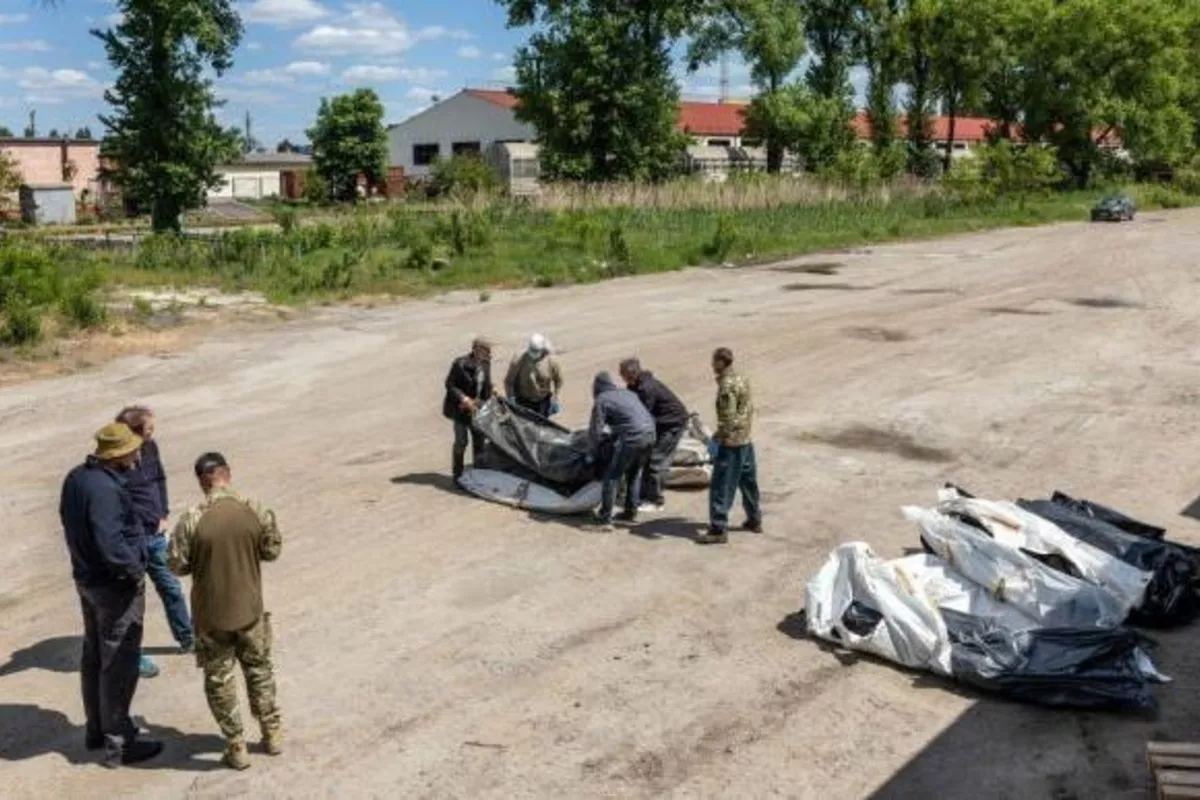 Russia, Ukraine Exchange Fallen Soldiers’ Bodies in Major Humanitarian Operation