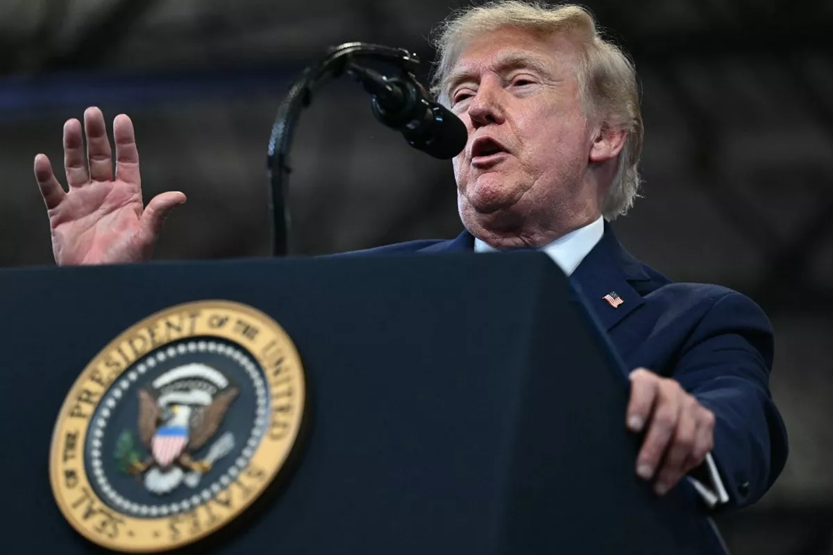 Trump Says He Plans to Declare Strait of Hormuz U.S. Territory