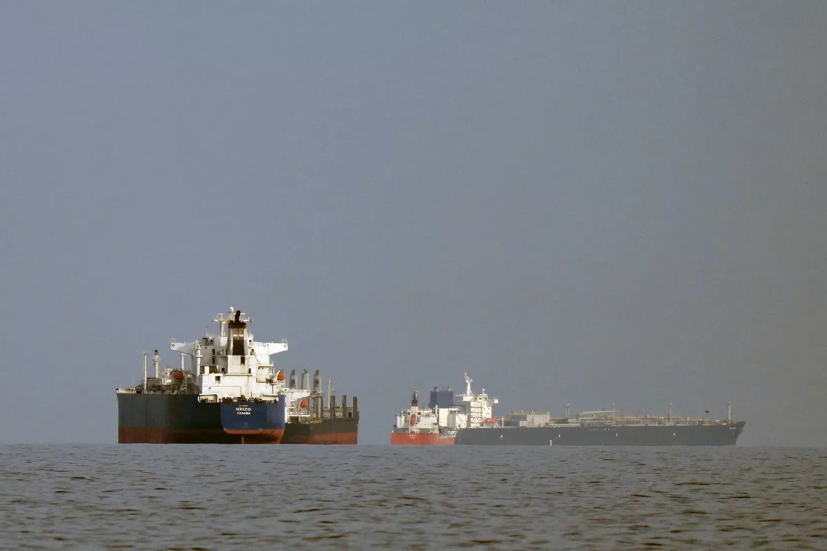 Strait of Hormuz Vessel Traffic Reaches Post-War High