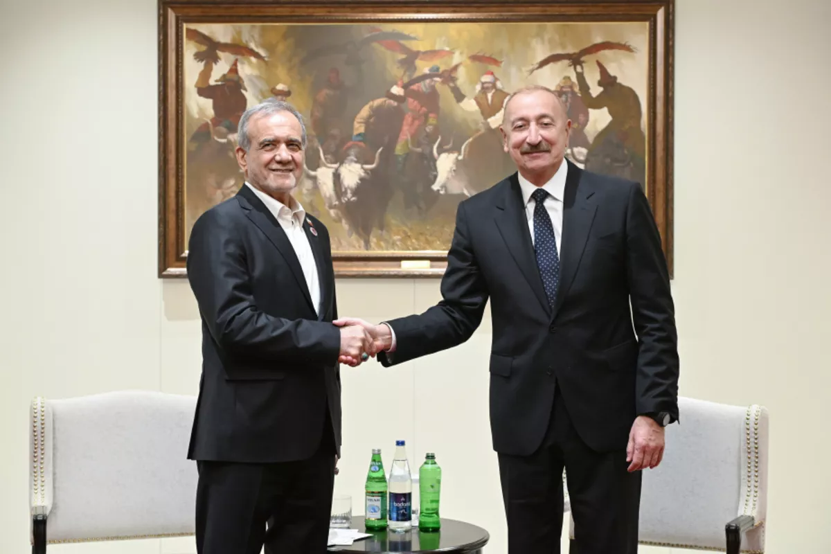 Azerbaijani, Iranian Presidents Meet on Sidelines of SCO Summit