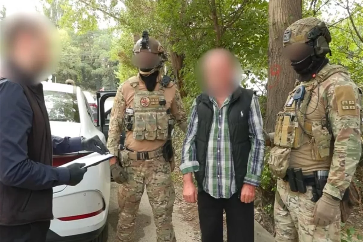 Georgia Arrests Man Accused of Trying to Sell Uranium for $700,000 - VIDEO