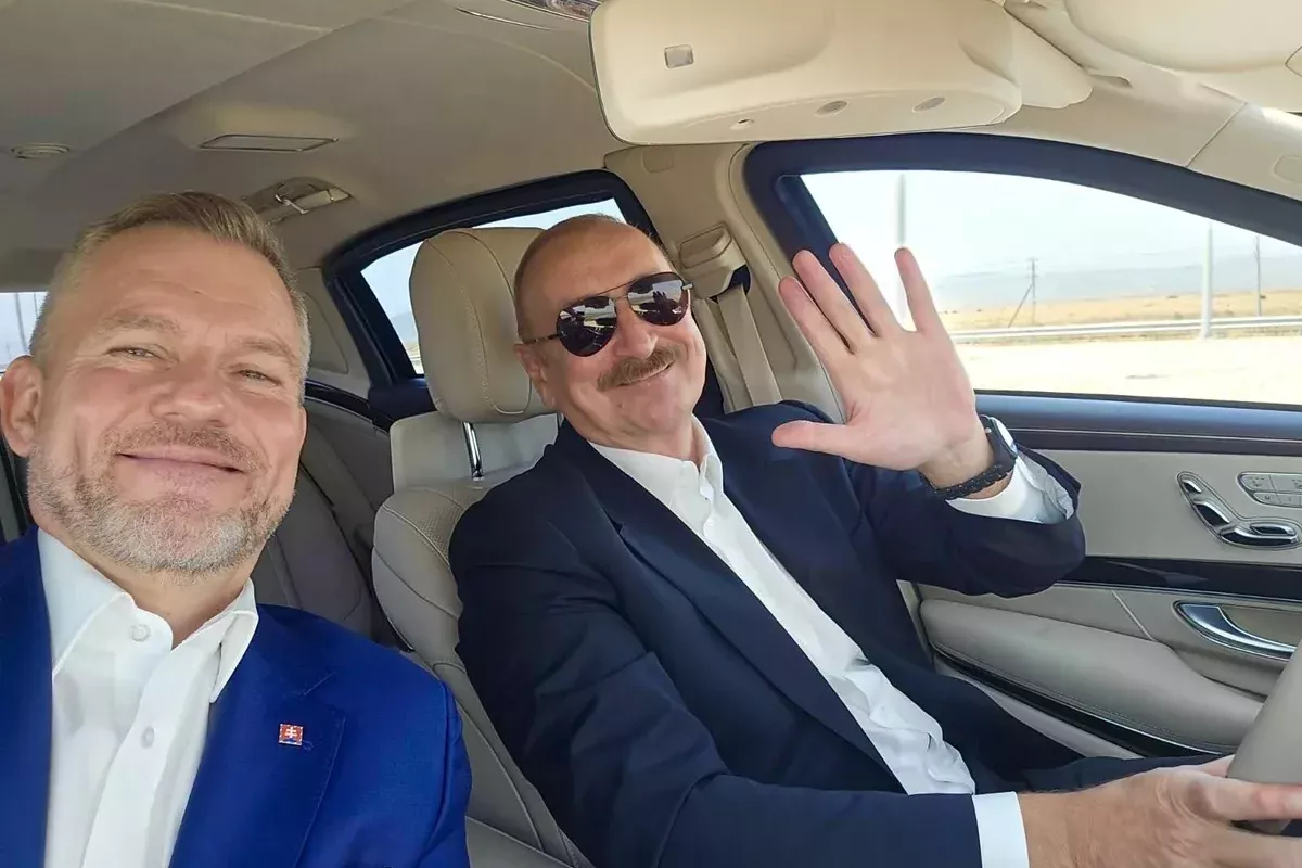 Azerbaijani President Surprises Slovak Counterpart with Unexpected Gesture of Hospitality