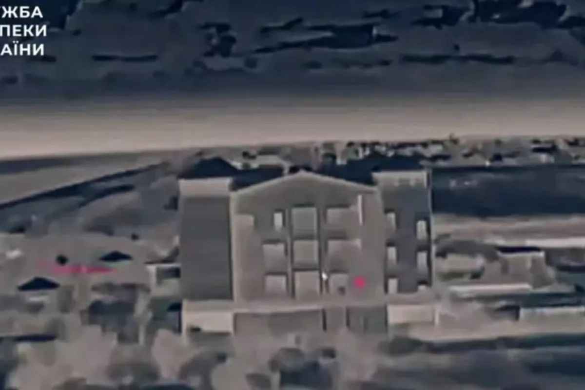 Ukraine Claims Successful Attack on Russian Federal Security Service's Base - VIDEO