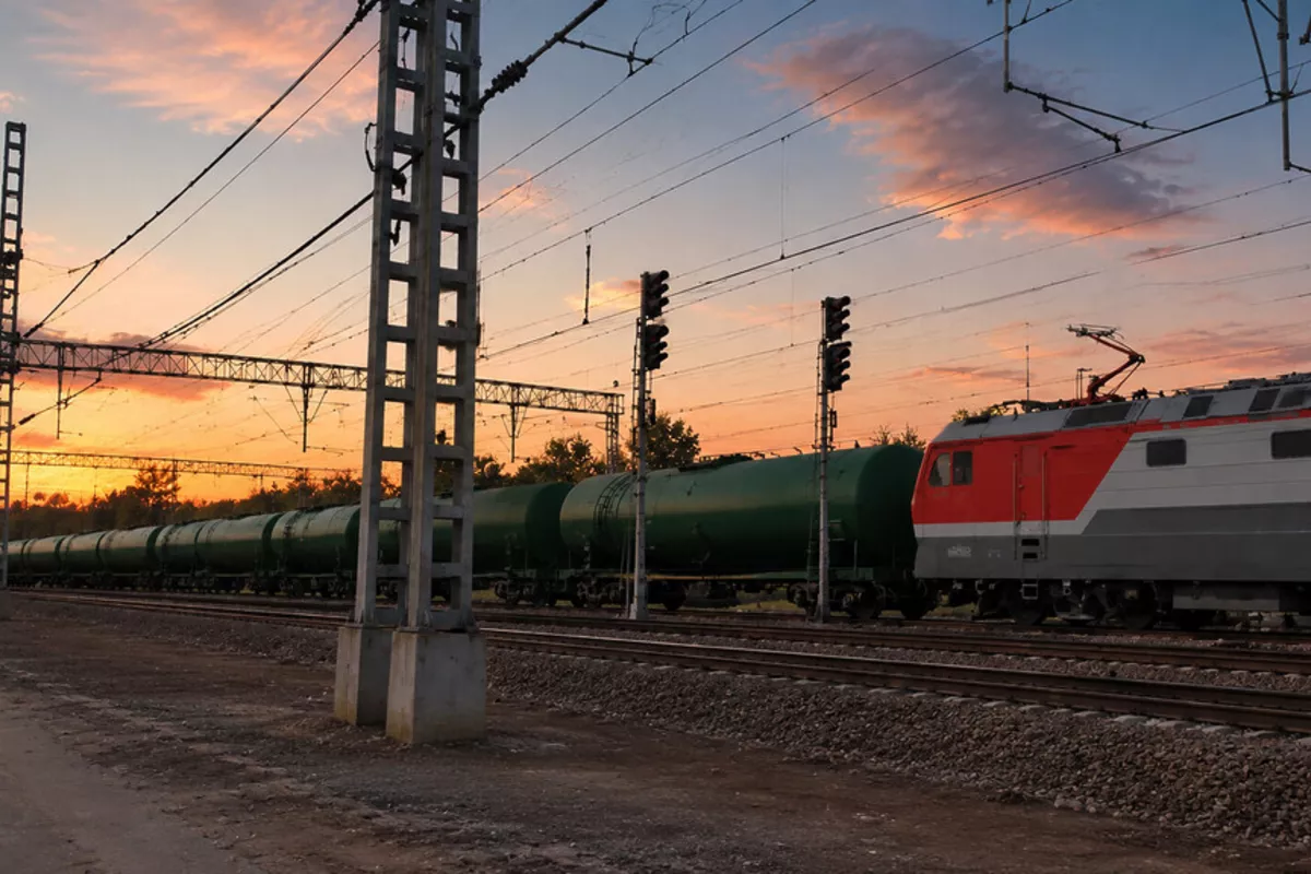 Russia Turns to Indian Fuel Imports as Refinery Crisis Deepens