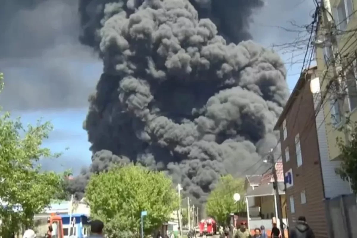 Ukrainian Drone Strike Hits Russia's Tuapse Refinery Again