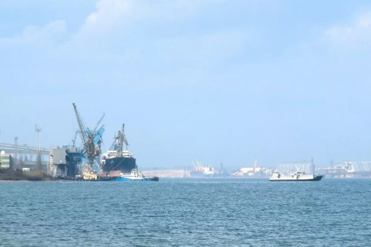 Oil Spill Hits Black Sea After Russian Strikes on Odesa Port