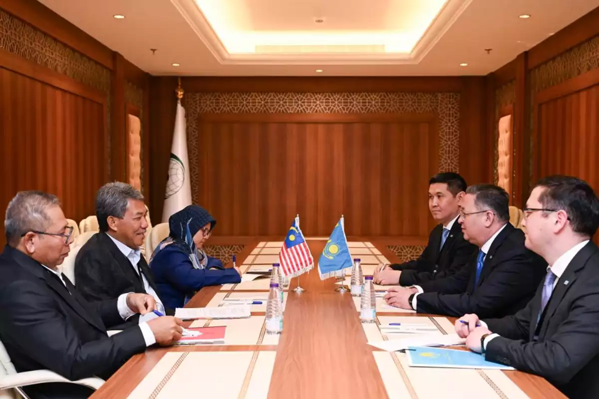 Kazakhstan and OIC Countries Discuss Enhancing Political and Economic Cooperation