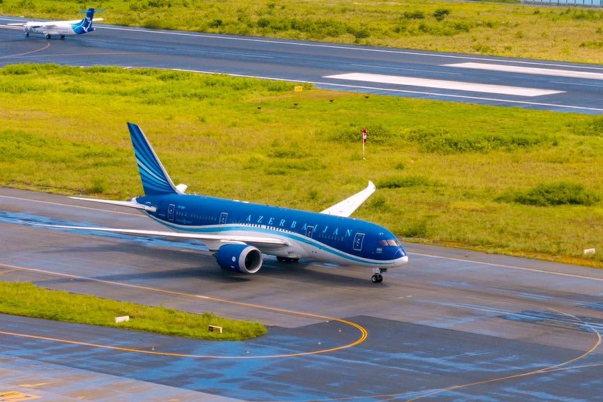 Azerbaijan Airlines Suspends Indefinitely Flights on Baku-Kazan Route