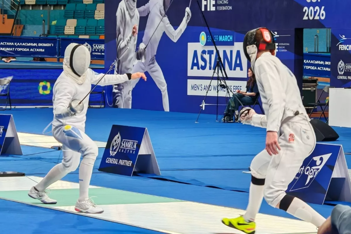 Kazakh Fencers Make Strong Start at FIE Épée World Cup