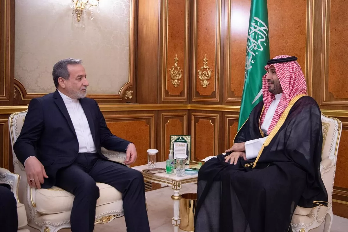 Iran, Saudi Arabia Discuss Regional Developments