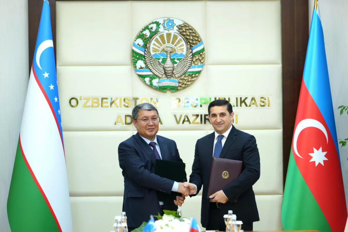 Azerbaijani, Uzbek Justice Ministries Ink Cooperation Program