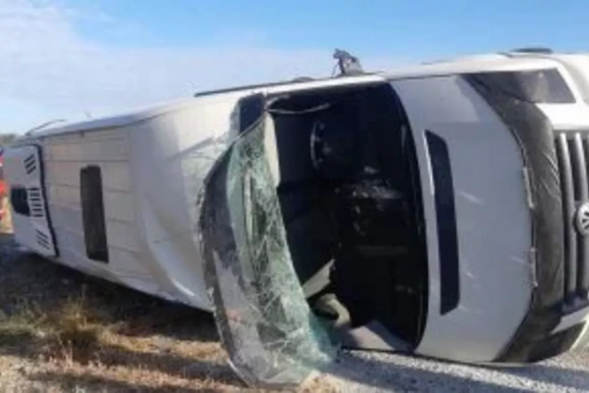 Tourist Bus Carrying 32 Ukrainians Crashes in Türkiye