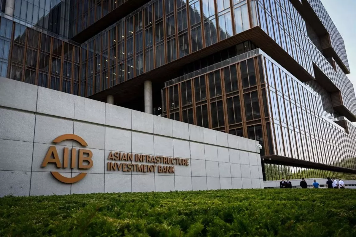 Azerbaijan, Asian Infrastructure Investment Bank Sign $1.1 Million Green Energy Deal