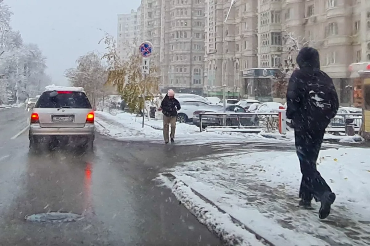 Kazakhstan Braces for Black Ice, Fog and Strong Winds