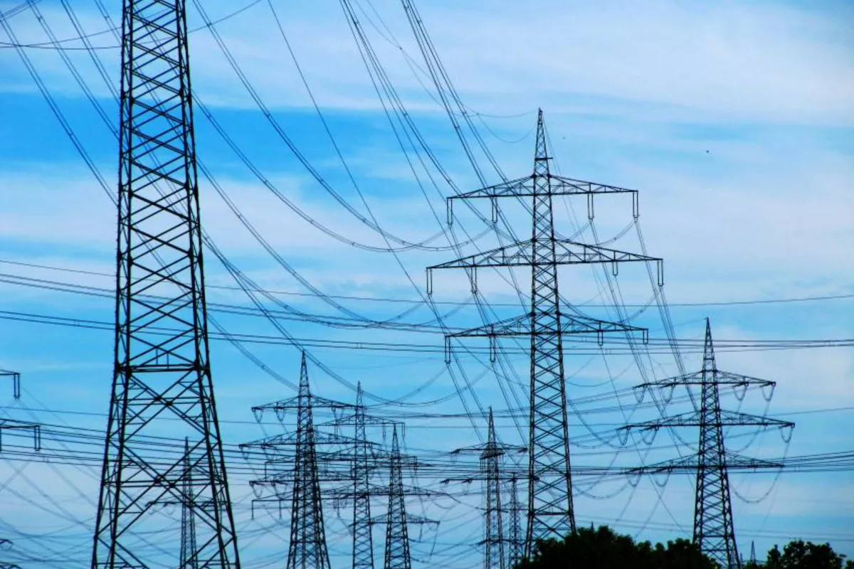 Uzbekistan Begins Electricity Supply to Tajikistan