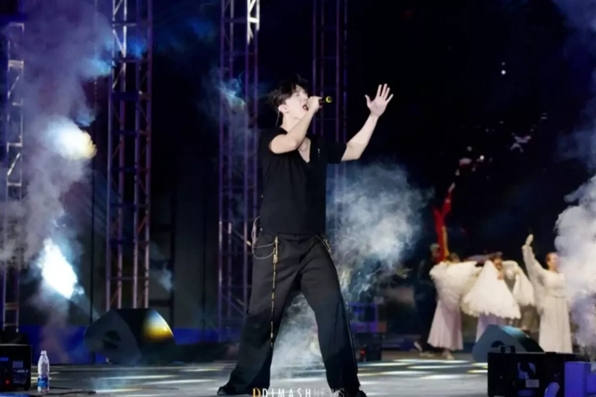 Kazakh Superstar Dimash Goes Live on Radio Disney Mexico