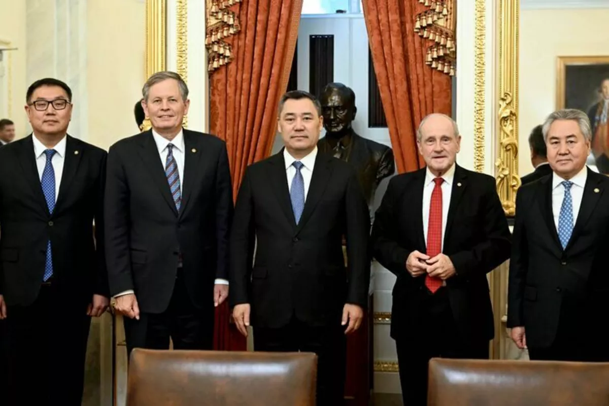 Kyrgyz President Meets with US Lawmakers to Boost Political and Economic Cooperation