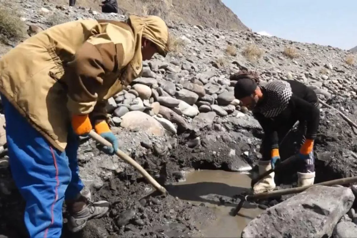 Tajikistan Sees Surge in Independent Gold and Gem Prospectors